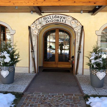 Holidays Dolomiti Apartment Resort Carisolo Buitenkant foto